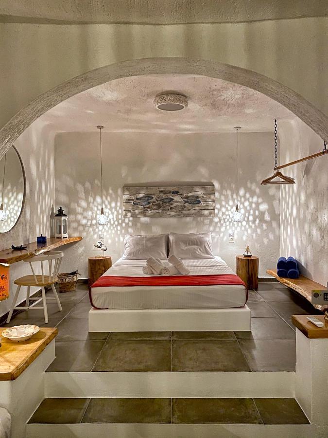 Milos Gem Suites Inn Пачаина Экстерьер фото